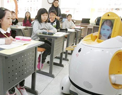 nm1 - Hàn Quốc dùng giáo viên người máy dạy tiếng Anh