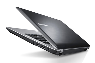 Laptop Samsung Q428 chỉ mỏng 26,4 mm