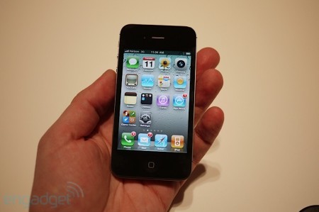 iPhone 4 phiên bản mới ra mắt