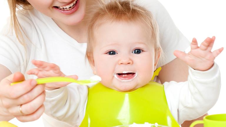 Sữa chua cho trẻ em và những điều mẹ cần lưu ý
