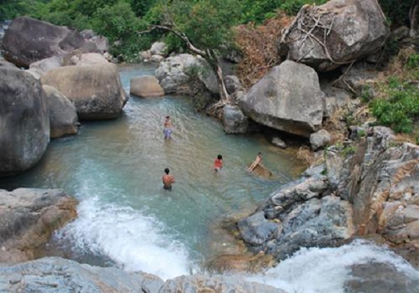 suoi da ban phu quoc 2 - Khám phá suối Đá Bàn Phú Quốc khi đi du lịch