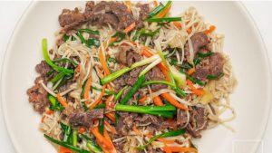 5.bo xao nam kim cham 300x169 - Top 10 những món ngon xào với nấm thơm ngon, khó cưỡng