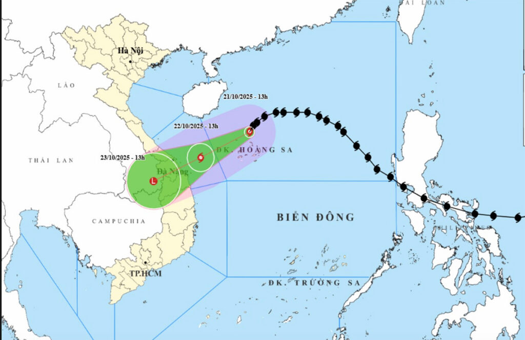 bao so 12 fengshen 14513693 1024x664 - Dự Báo Thời Tiết Hôm Nay: Bão Số 12 Gây Sóng Cao 7m, Miền Trung Cảnh Báo Mưa Lũ Lớn